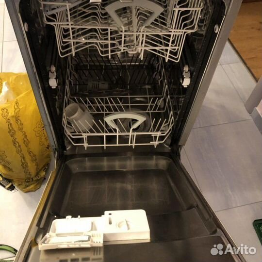 Ремонт стиральных машин/посодумоечных/телевизоров