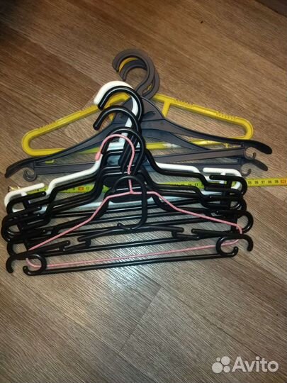 Вешалки плечики детские подростковые