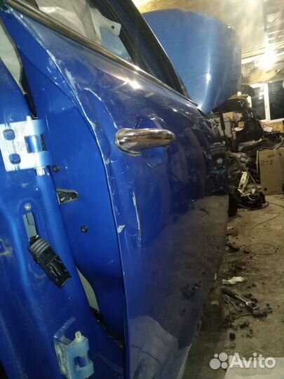 Mini Countryman R60 дверь передняя правая голая