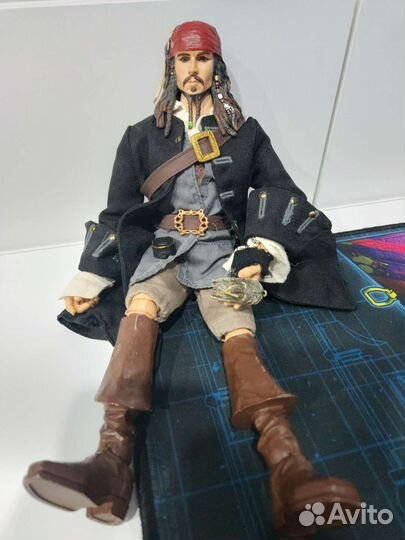 Джэк Воробей кукла