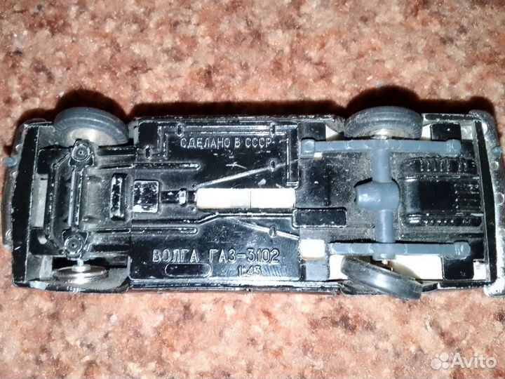 Модель волга газ 3102 1/43