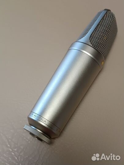 Студийный микрофон Rode nt1000