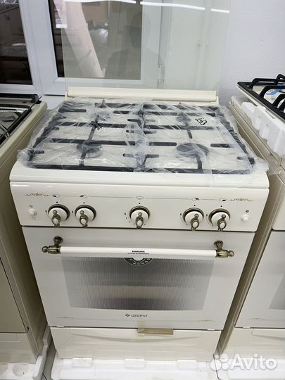 Газовые плиты разные