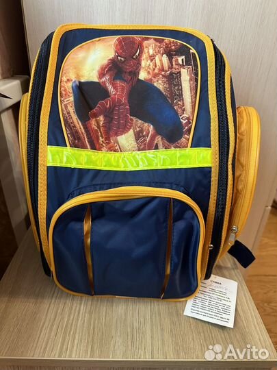 Рюкзак школьный для мальчика новый