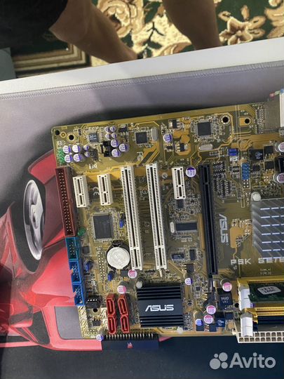 Материнская плата 775