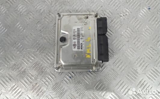 Блок управления двс volkswagen passat B5 (NML04PC0