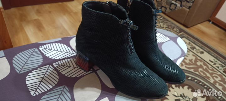 Полусапожки женские