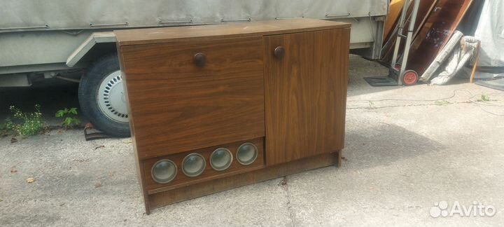 Тумба бар СССР