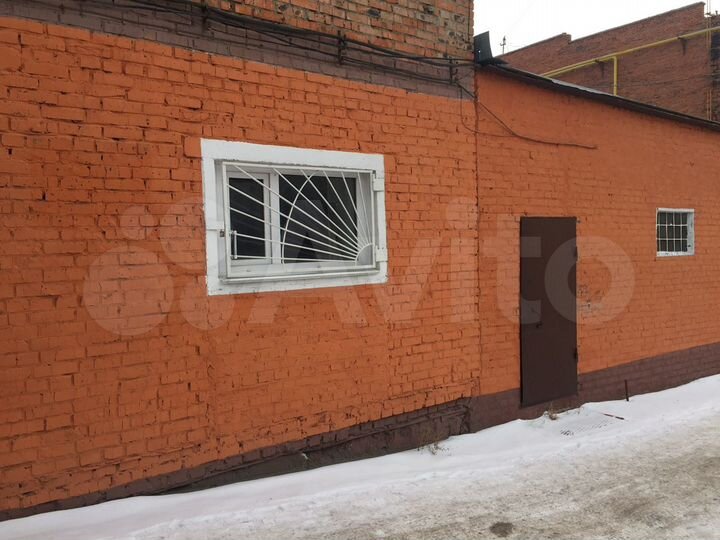 Торговая площадь, 65 м²