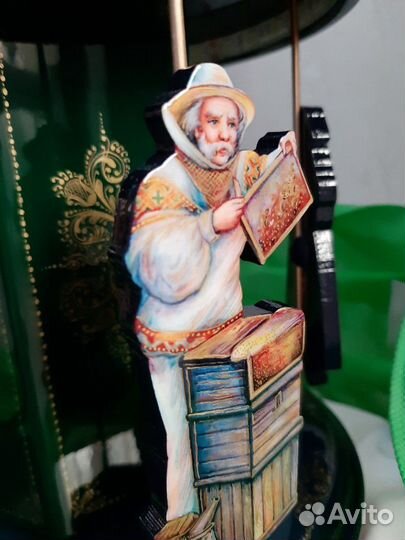 Шкатулка - карусель ручной работы