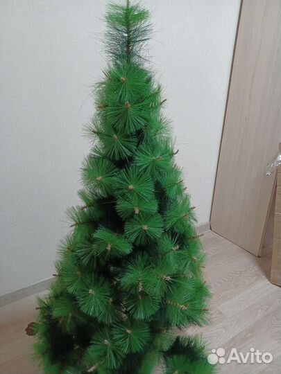 Елка искусственная