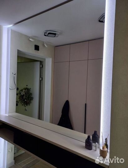 Зеркало настенное