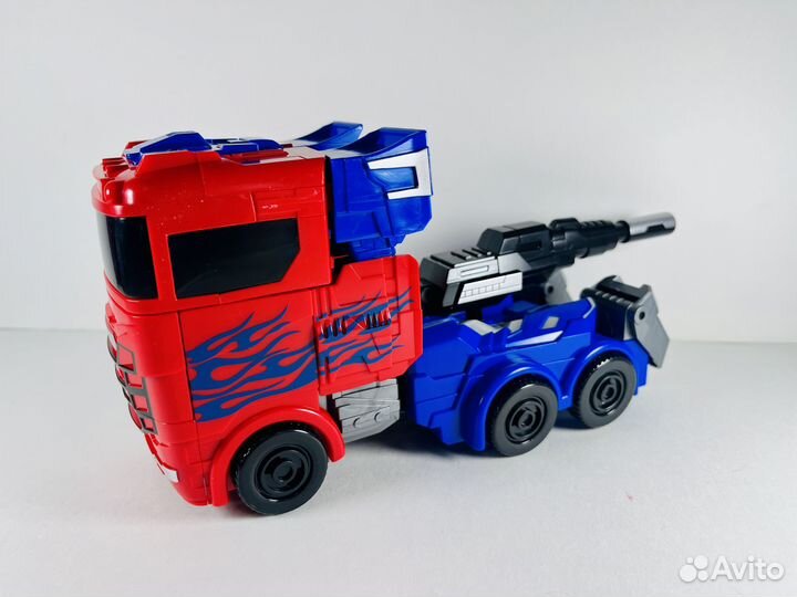 Робот трансформер игрушка Оптимус Прайм 26см