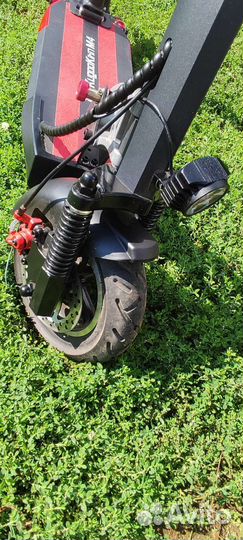 Электросамокат kugoo