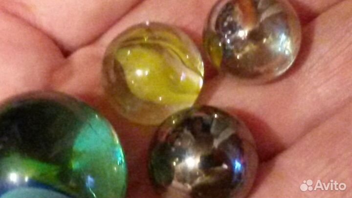 Шарики декоративные пластмассовые-40шт