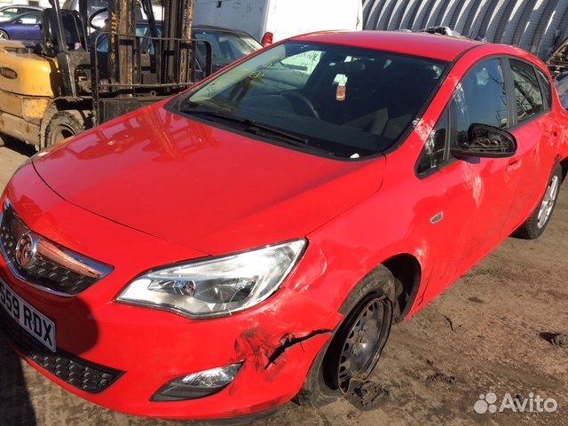 Разбор на запчасти Opel Astra J