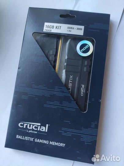 Crucial ballistix RGB 16gb kit ddr4 3000