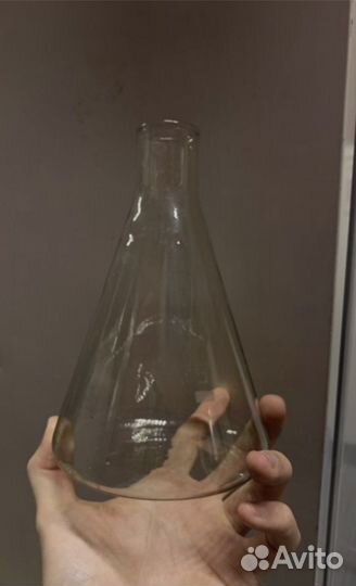 Лабораторная посуда. Колбы; Стаканы; Воронки