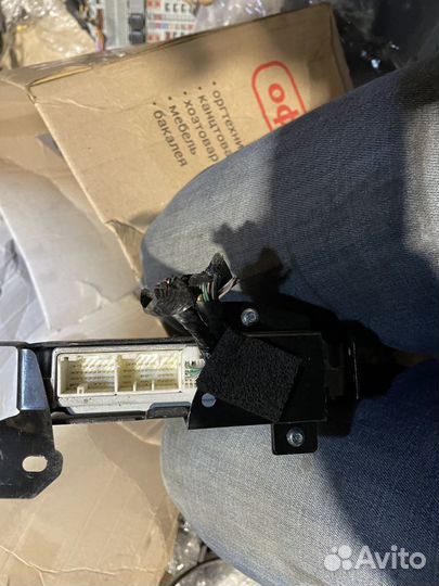 Блок управления двигателем тойота авенсис