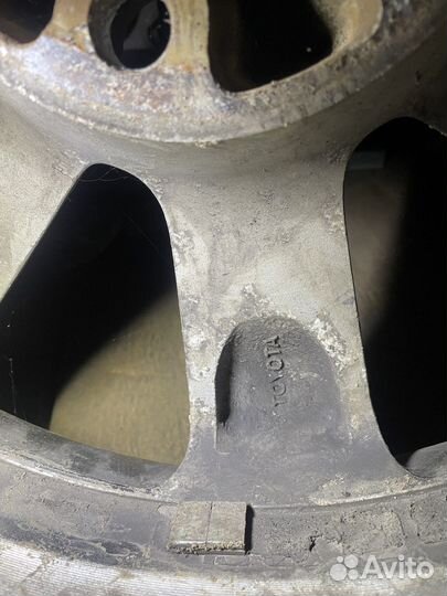 Колеса на toyota Mark r18