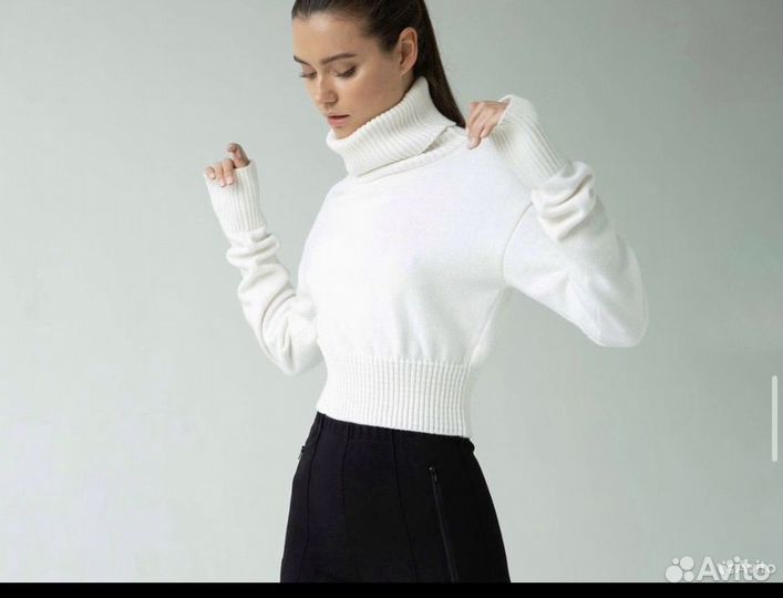 Свитер женский