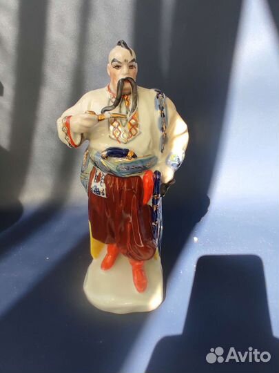 Фарфоровая статуэтка Тарас Бульба зхк
