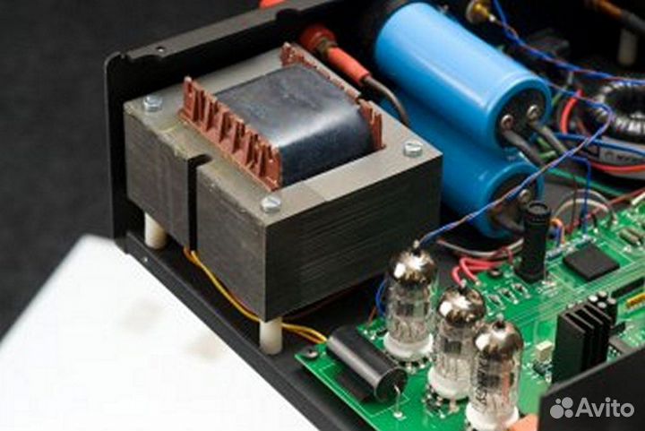 Ламповый усилитель Trilogy audio 968 black