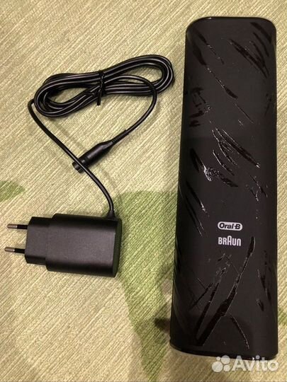 Футляр Оral-b с з/у