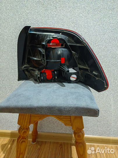 Фонарь задний левый volkswagen polo sedan