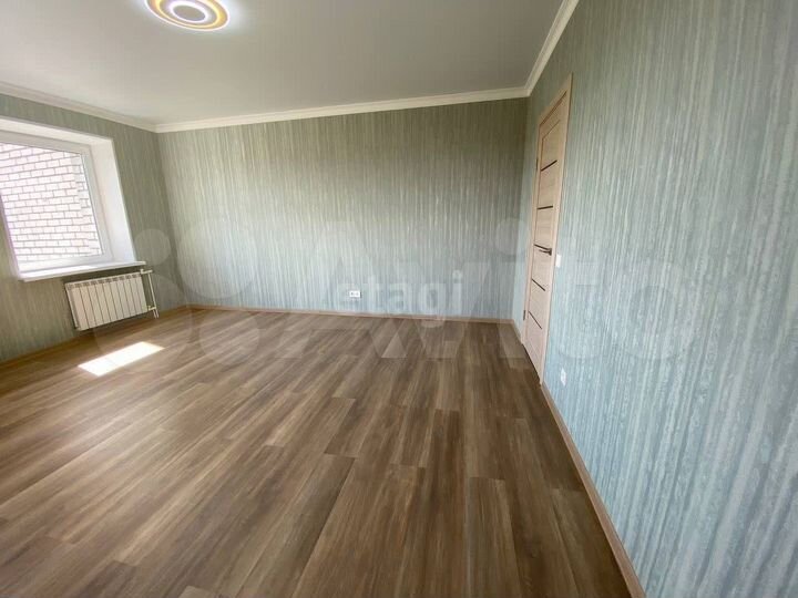 2-к. квартира, 63 м², 8/9 эт.