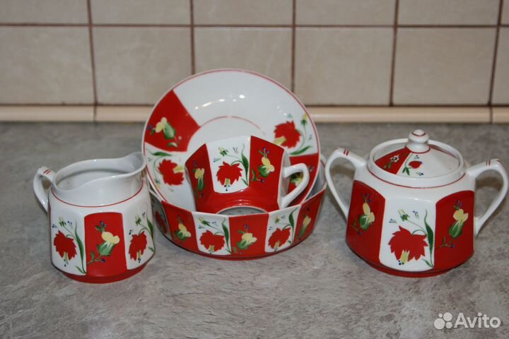 Сервиз чайный, тонкий фарфор. редчайший