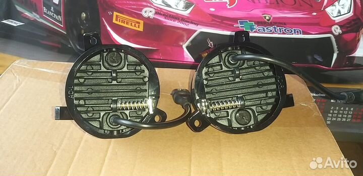 Противотуманные фары на Audi 90W