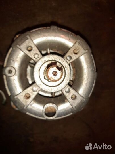 Двигататель стиральной машины