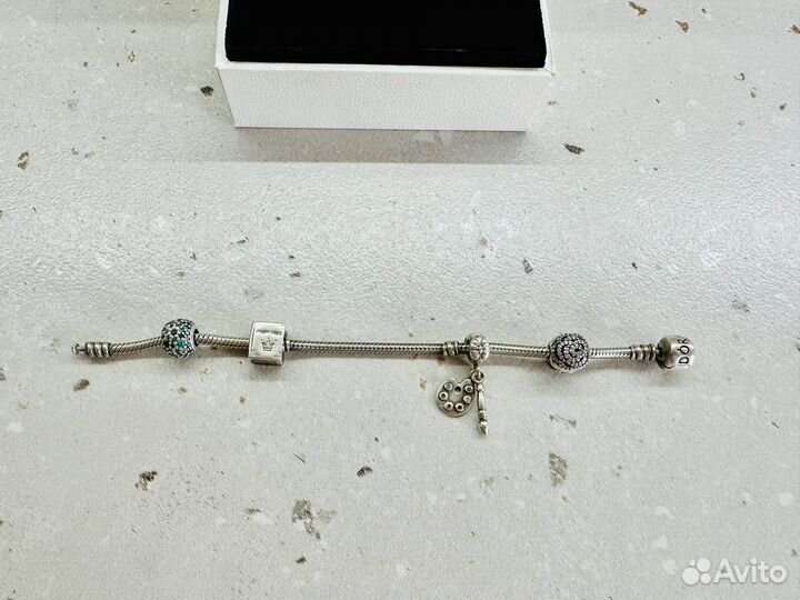 Pandora браслет 17 см + 4 шарма