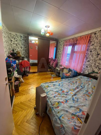 4-к. квартира, 87 м², 5/5 эт.