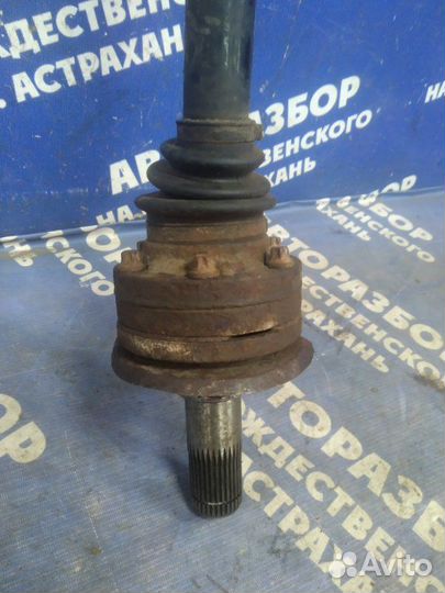 Задний левый привод Bmw E65 седан N62B44 2004