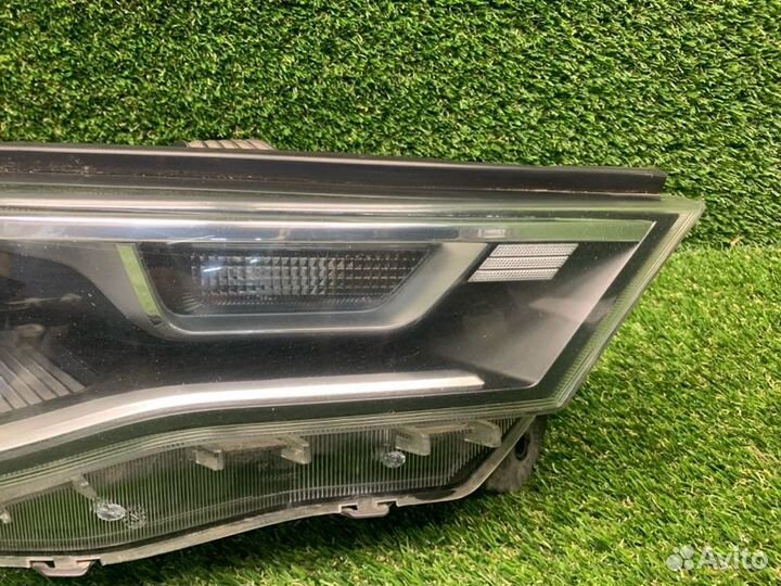 Фара правая FAW Besturn X40/Besturn X40 EV