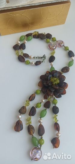 Колье, сотуар из дикого янтаря