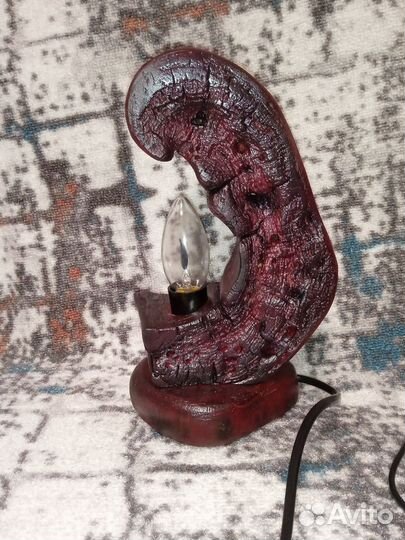 Светильник настольный из дерева