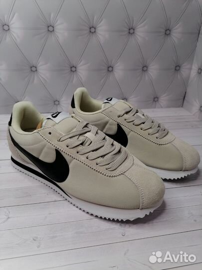 Кроссовки Nike Cortez