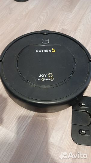 Робот пылесос gutrend на запчасти