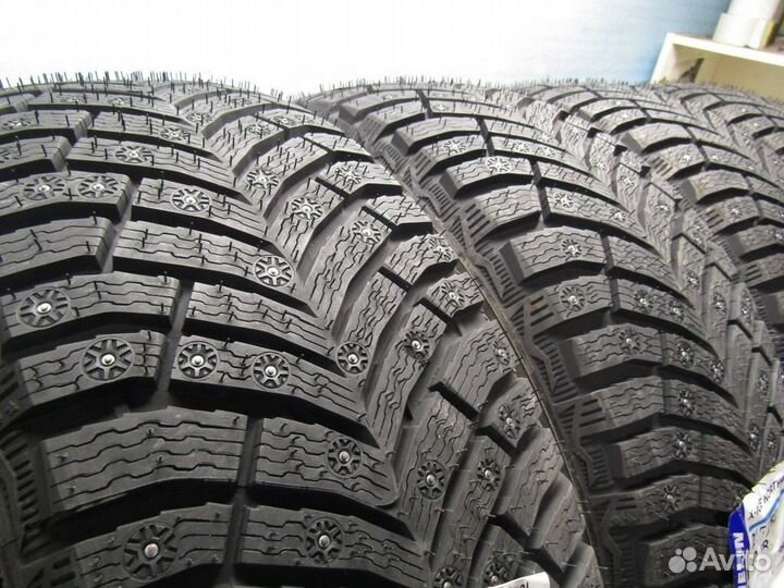 Michelin X-Ice North 4 225/55 R17 101T