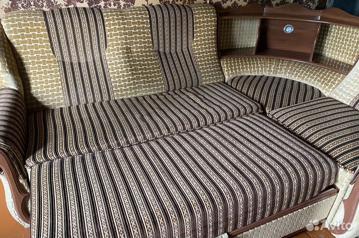 Угловой диван