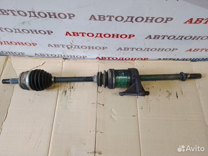 Полуось привод передний правый Nissan Almera Tino