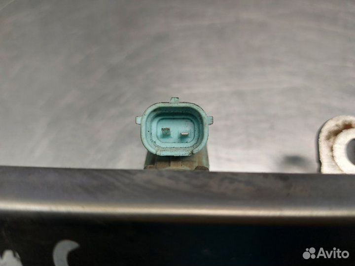 Топливная рейка Hyundai Solaris RB G4FC 2013