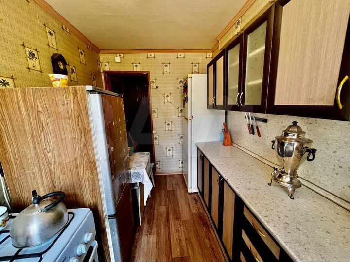 3-к. квартира, 55 м², 1/2 эт.