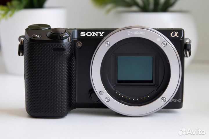 Sony NEX-5T + Комплект