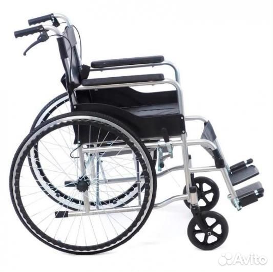 Кресло-коляска с санитарным устройством и тормозам