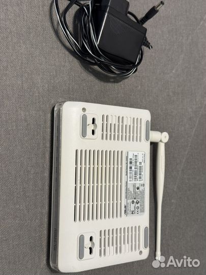 Wi-Fi poутep Asus WL-520GU