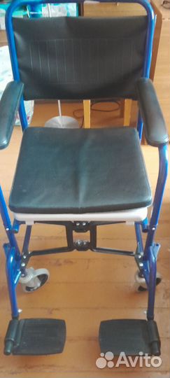 Кресло-коляска с санитарным устройством